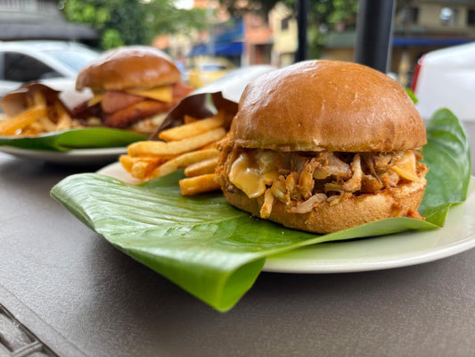 Sandwich de pollo Abira