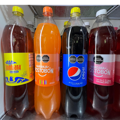 Abicombo con un pollo